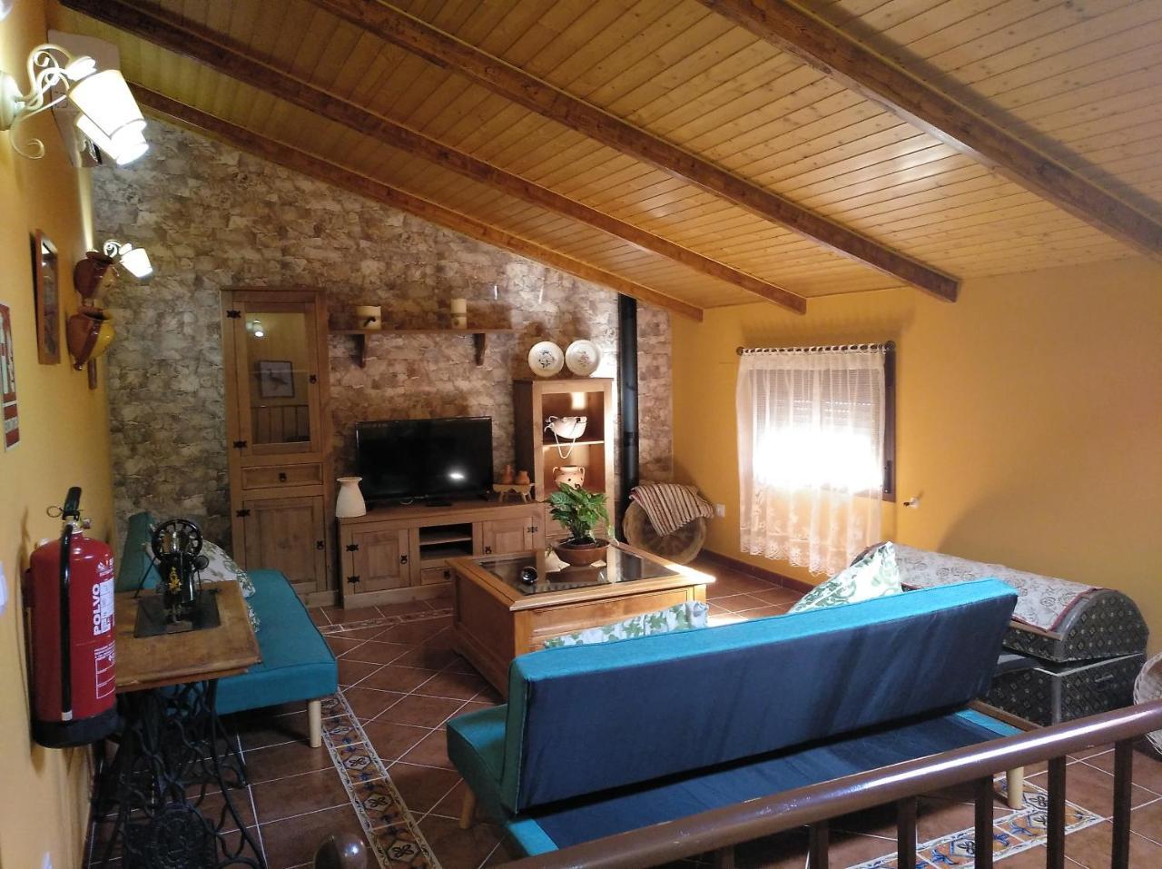 Arroyo de la Luz Casa Rural La Santiaga מראה חיצוני תמונה